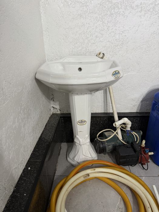 Продается раковина! умывальник!