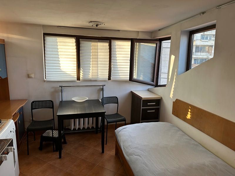 Дава се под наем Едностаен апартамент в София, Изток - 20 кв.м за 278.97 € - Снимка #1