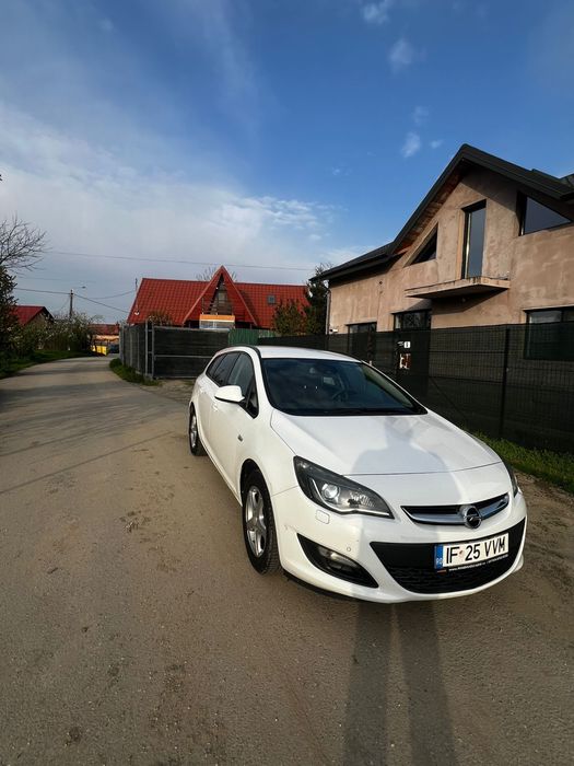 Opel Astra J 2014, 1.6 Diesel EcoFlex