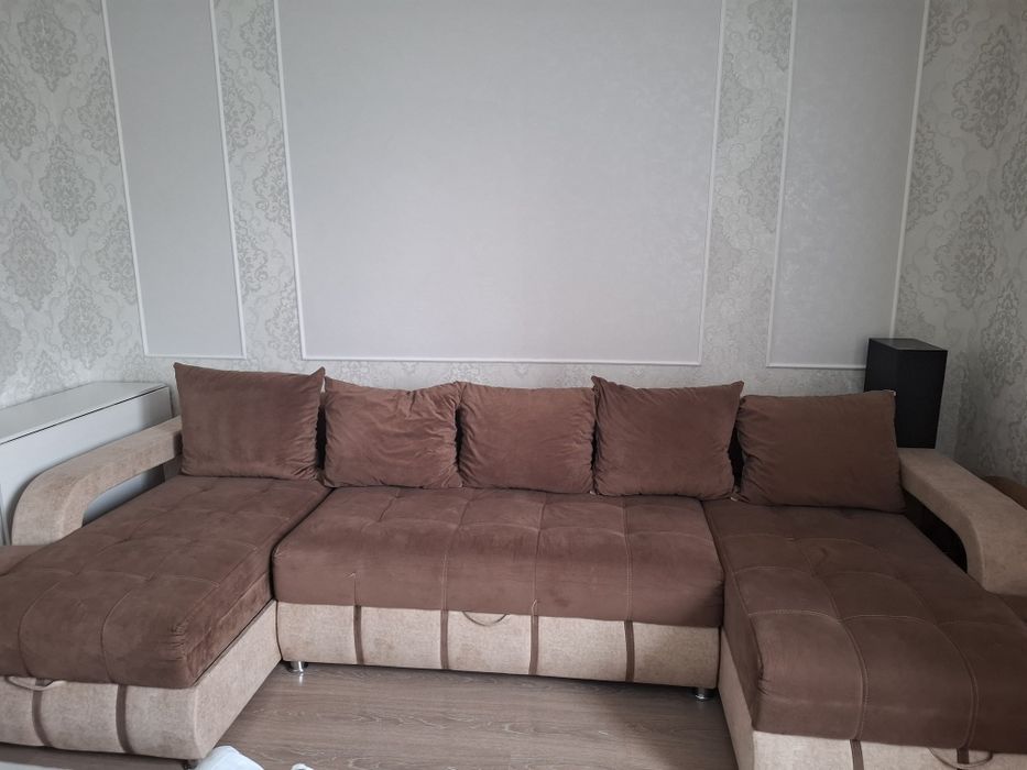 Продам диван, б/у