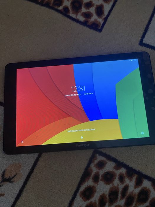 Продам планшет  срочно очерь