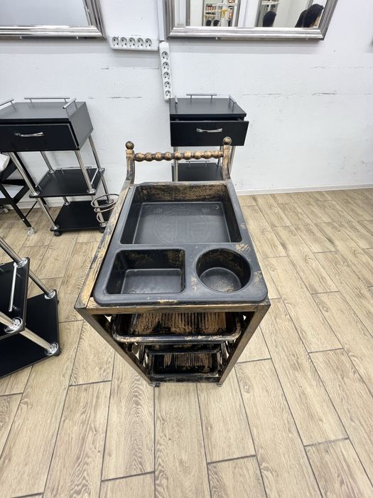 Помощник для парикмахера