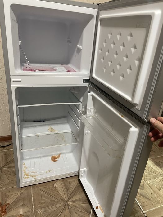 Холодильник Leadbros