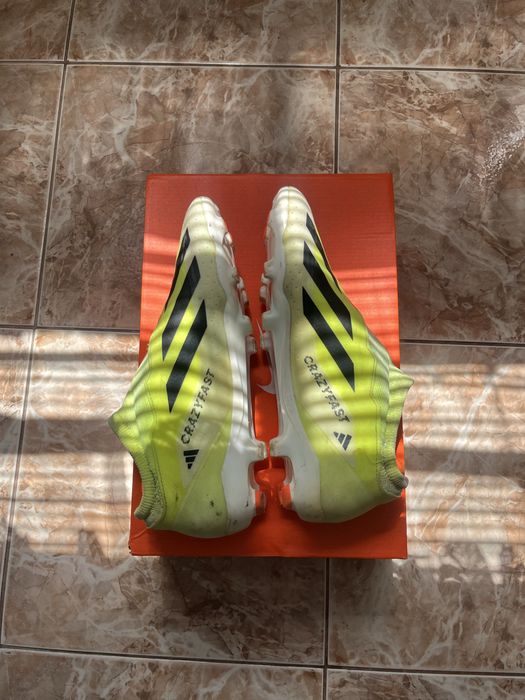 Голмайсторски бутонки-adidas x crazyfast