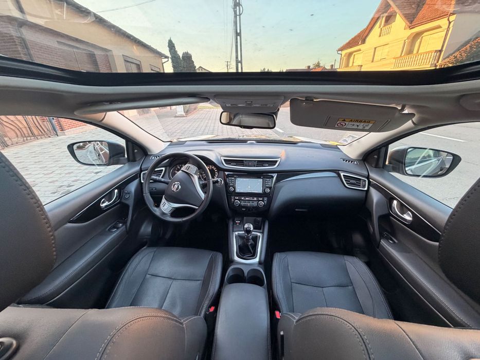 Nissan qashqai 1.6dci full full nu-i lipsește nici o dotare