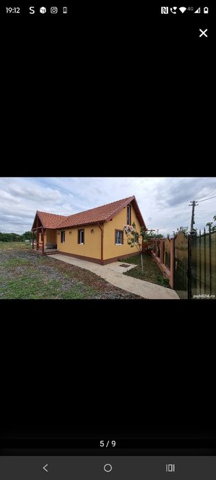 Casă de vânzare comuna Vinga pe o strada liniștită .