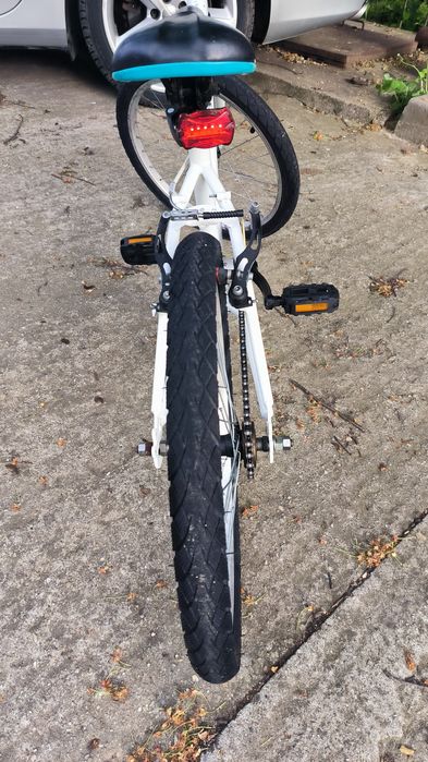 Vând bicicleta copii..20''