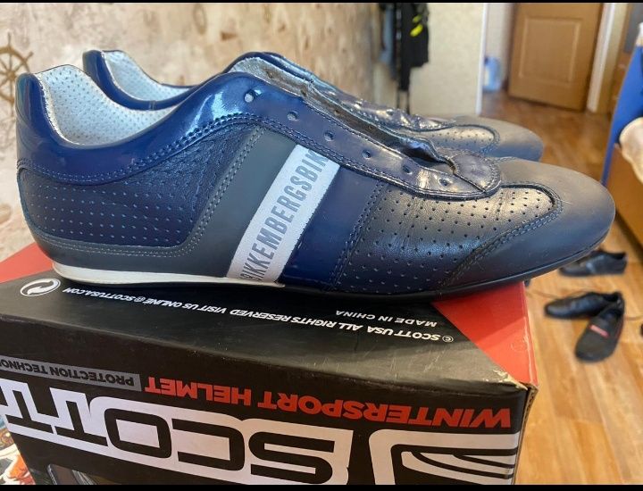 Кроссовки в хорошем состоянии