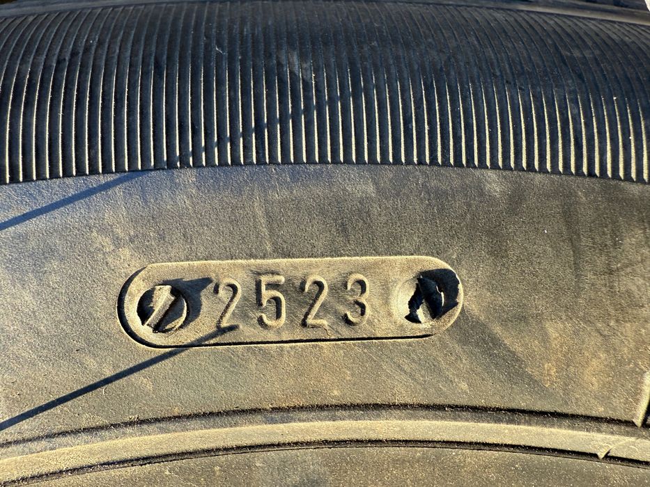 Янги хали тақилмаган зимной европа балонлари