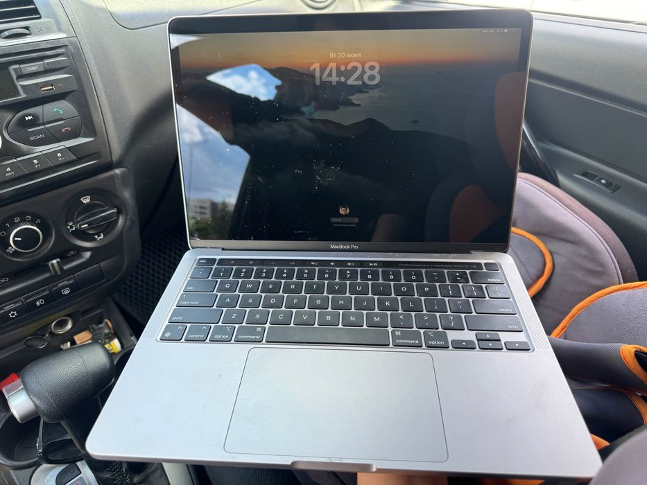 Mackbook pro 13, 512гб