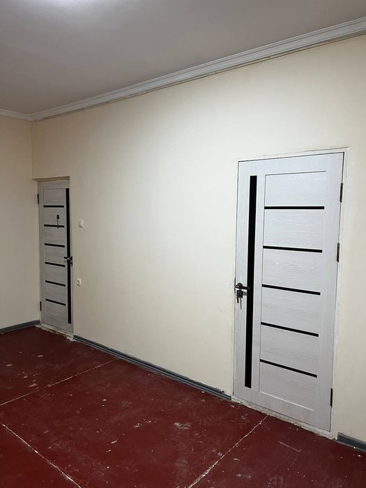 Срочно продаётся квартира Мирабадский р-н Куйлюк массив 1 3/1/4