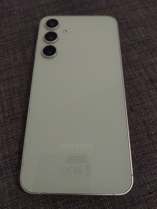Samsung Galaxy S23 FE MINT