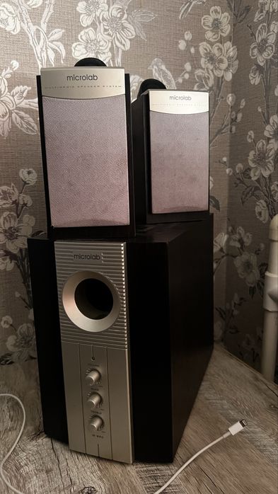 Сабвуфер микролаб
