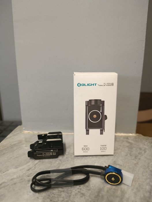 Пистолетен фенер Olight PL mini 2
