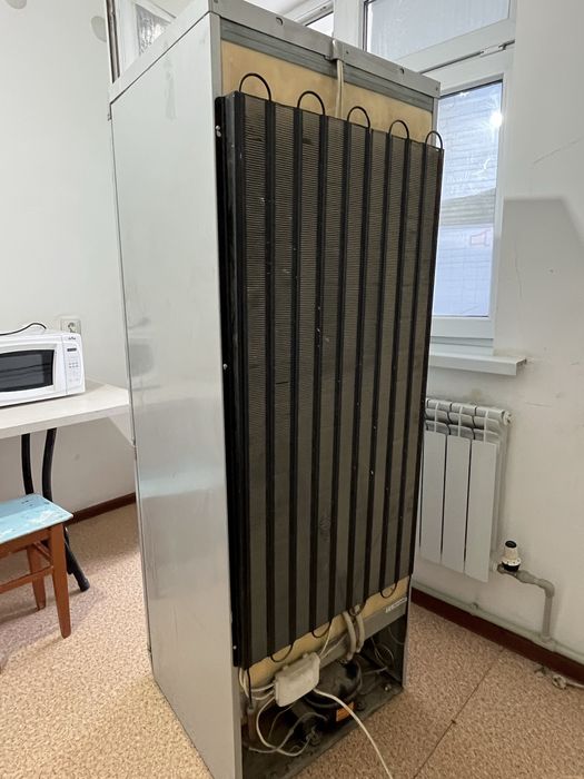 Холодильник АРИСТОН Россия