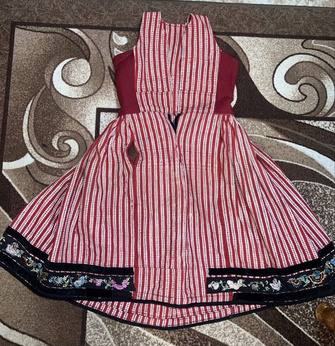 Автентична тракийска (криволичена) рокля