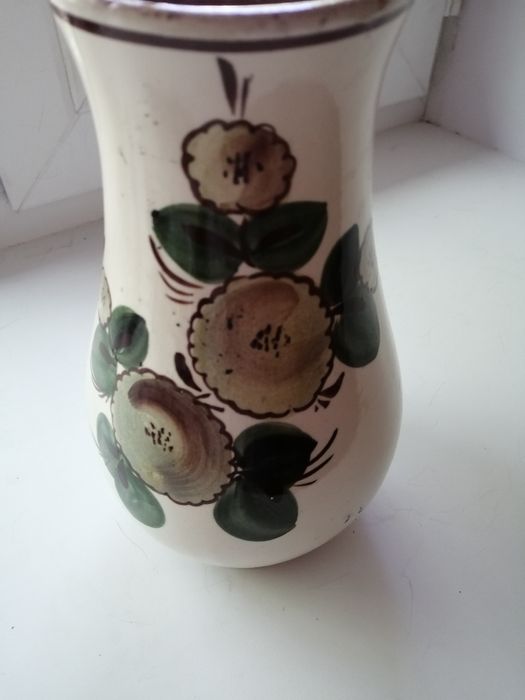 Продаётся ваза керамическая и кувшин