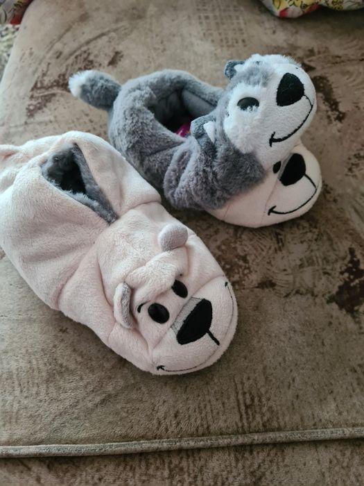Детские новые тапочки