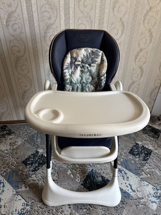 Детское кресло Seedo