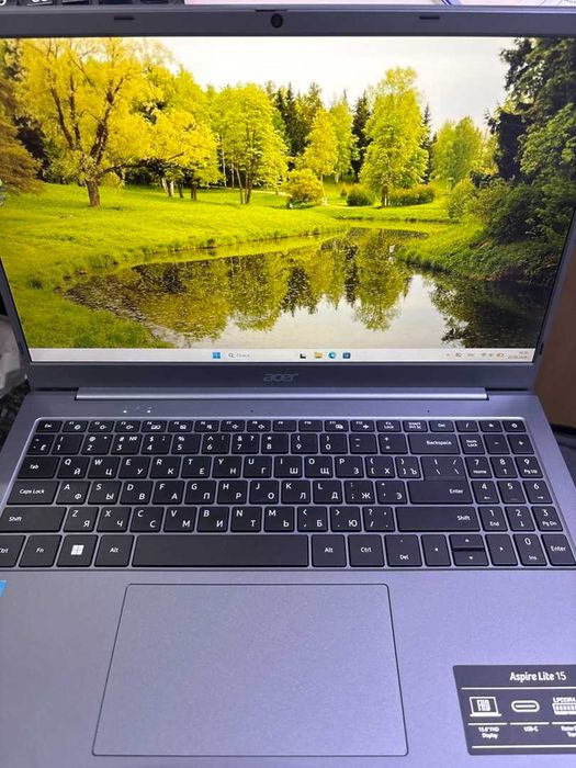 Ноутбук Acer  8 Гб  250 Гб SSD(гКандыагаш)0407 лот 115/2727