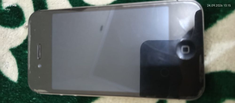 Хороший айфон 4s