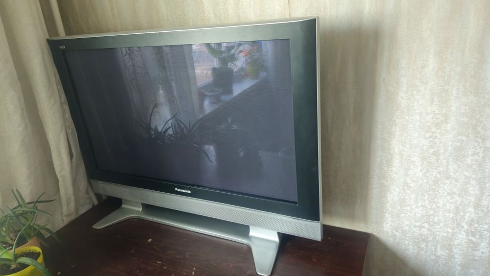 Продам телевизор