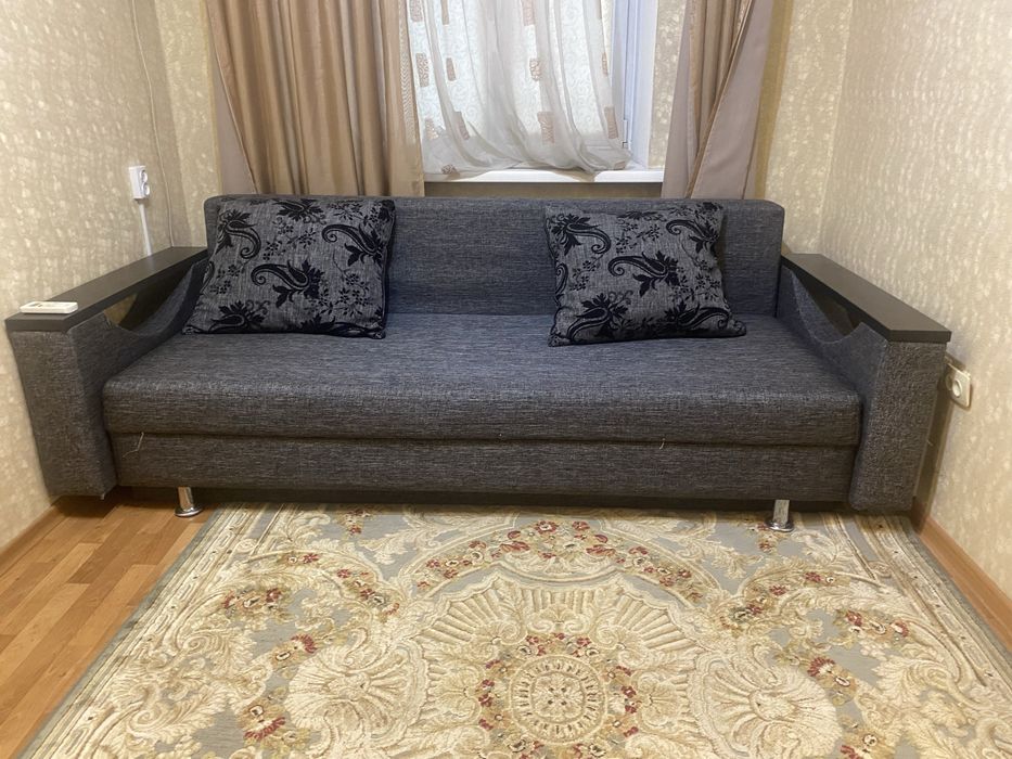 Диван в хорошем состоянии