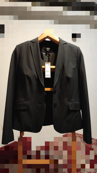 Черно дамско сако на comma, M/L, с етикета