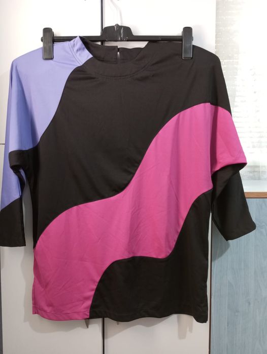 Bluză de damă mărimea 44, negru cu mov și roz