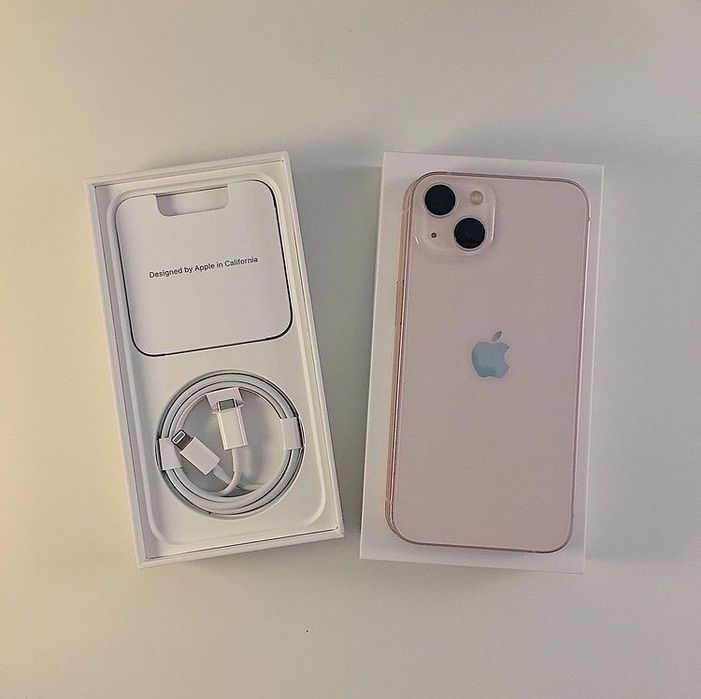 iPhone 13 128gb идеально