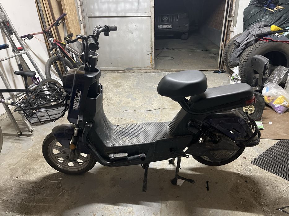 продам электроскутер танк