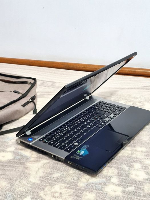 Acer noutbuk sotiladi i7