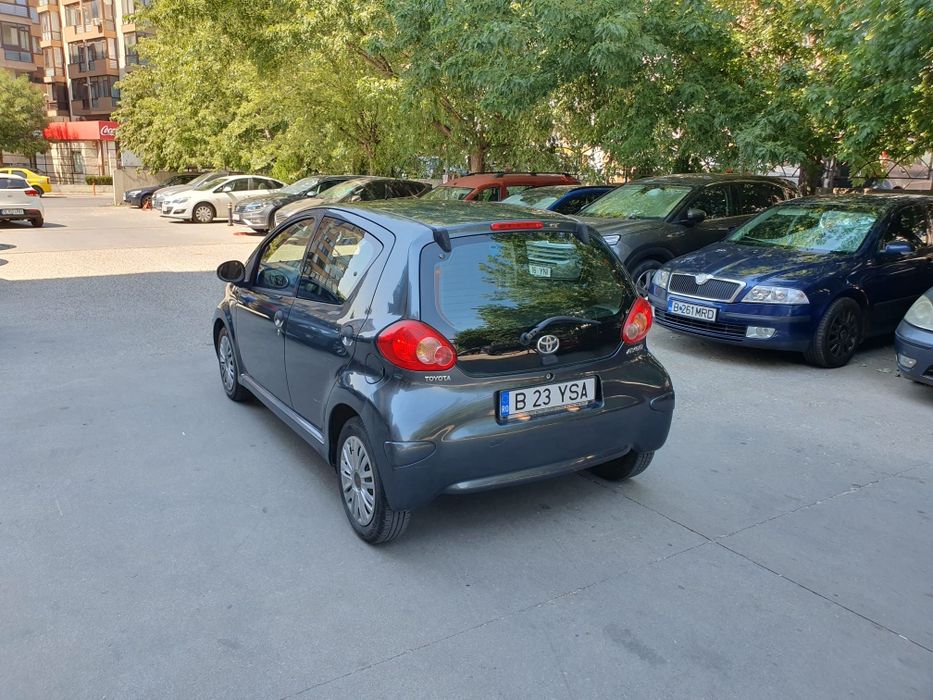 Ocazie Toyota Aygo 4 uși an 2009 benzina 1.0 în stare foarte bună km reali