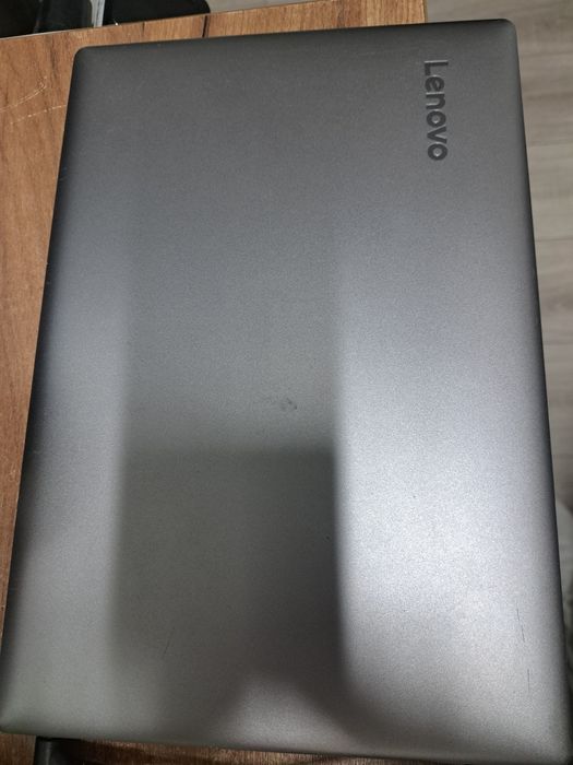 Laptop LENOVO 81A4