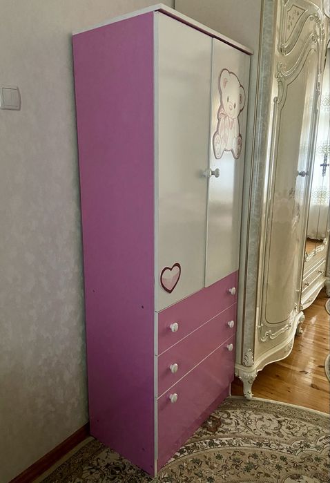 Детский косплект шкаф и кровать
