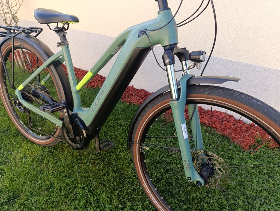 Електрически Велосипед CUBE TOURING ON1  S/28