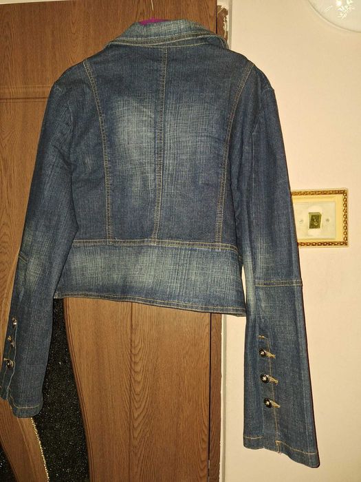geaca blugi 38,40