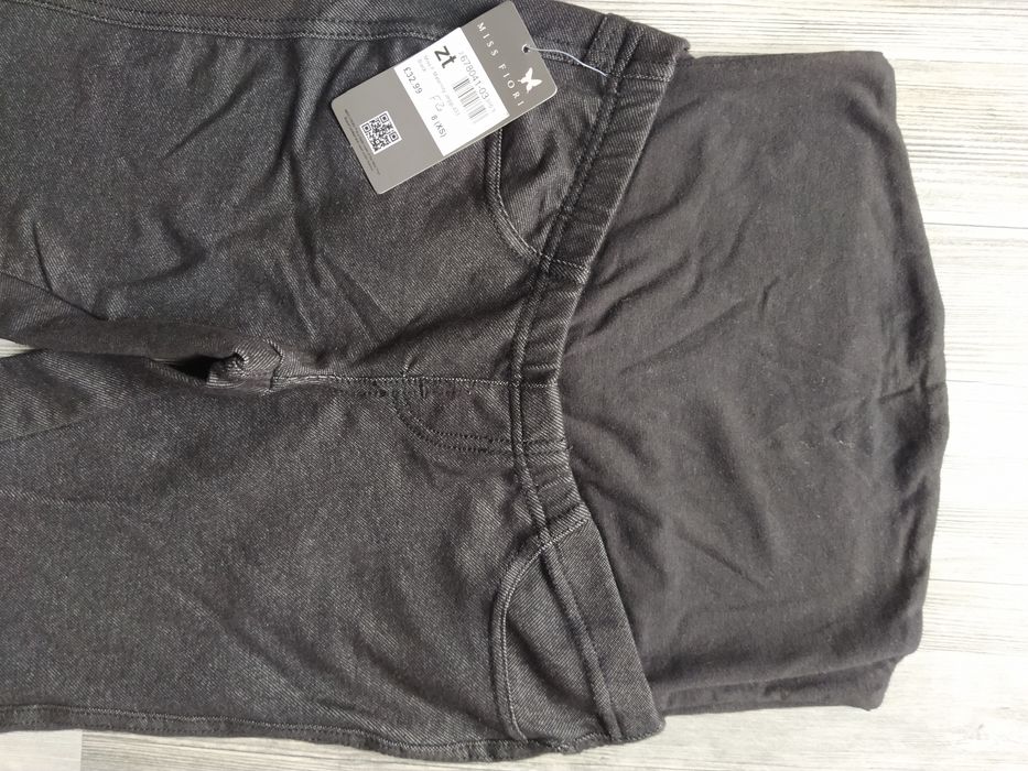 Нов черен клин за бременни XS