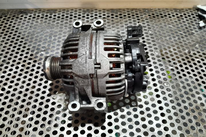 Alternator 7532966/0124525059 BMW Seria 3 E90