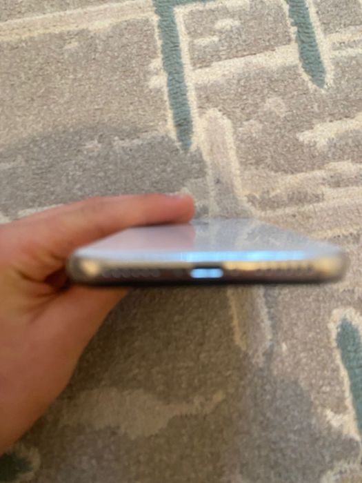 надо айфон 11 состаяние в идеале