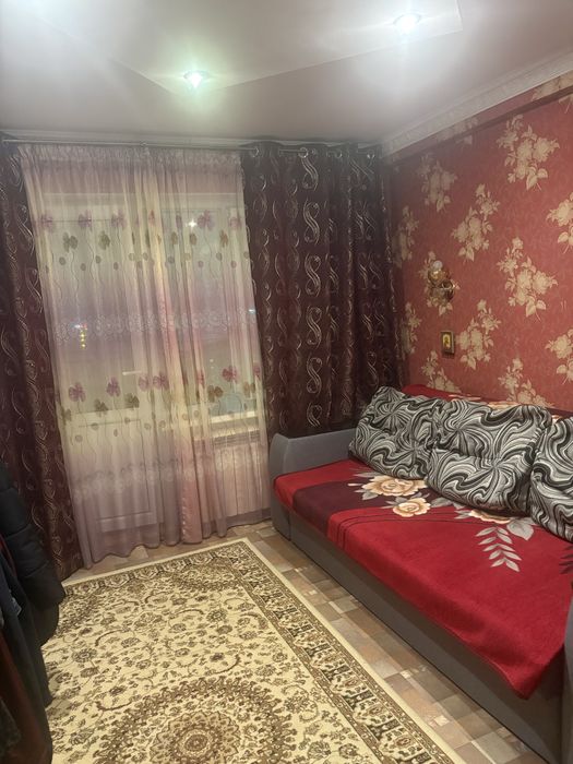 Продам трехкомнатную квартиру