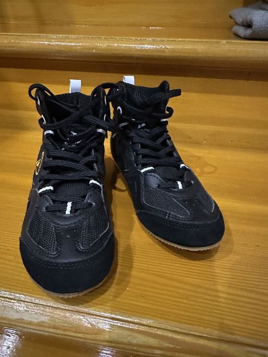 Кроссовки для бокса