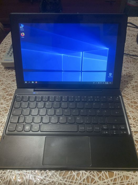 Мини Лаптоп-Таблет Lenovo MIIX 310-10ICR