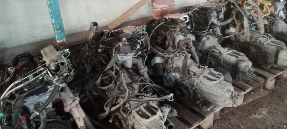 Мерседес 210 . Мерседес 124.