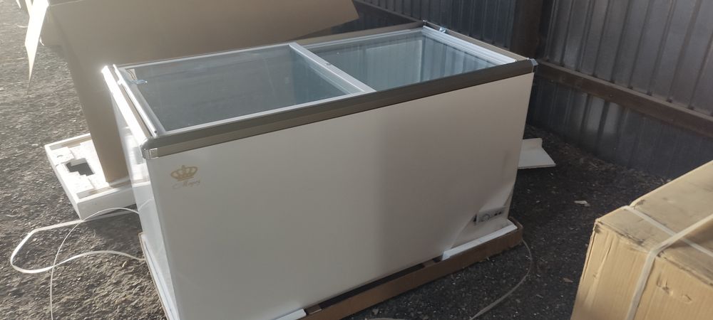 Продам морозильный для магазина