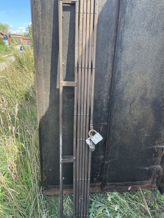 Дверь решетчатая раздвижная