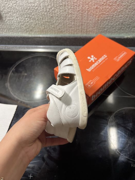 Biomecanics сандали