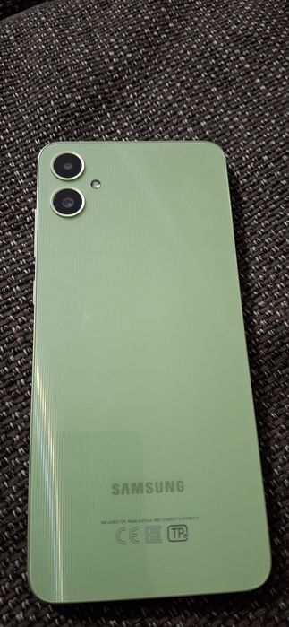 Samsung 05   2sim в отличном состоянии