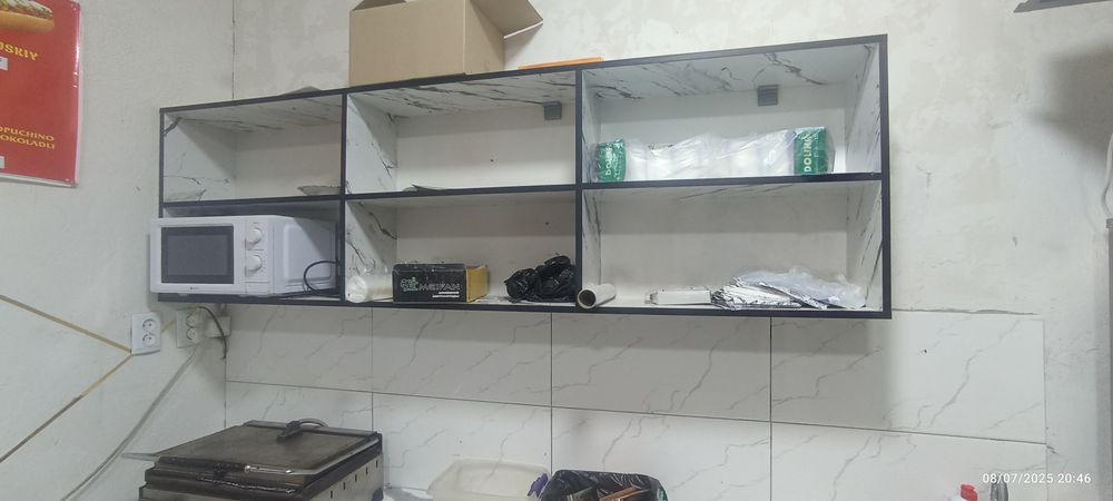 Fasfood mebel yangi 3 oy ishlatilgan