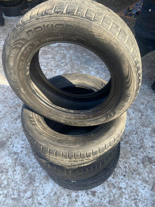 Продам зимние шины
